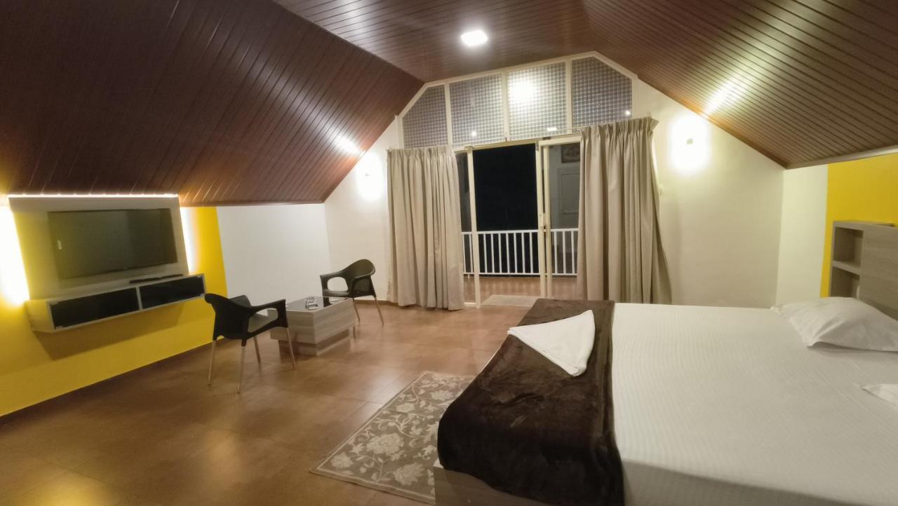 Happy Holidays Resort Kanthalloor Εξωτερικό φωτογραφία